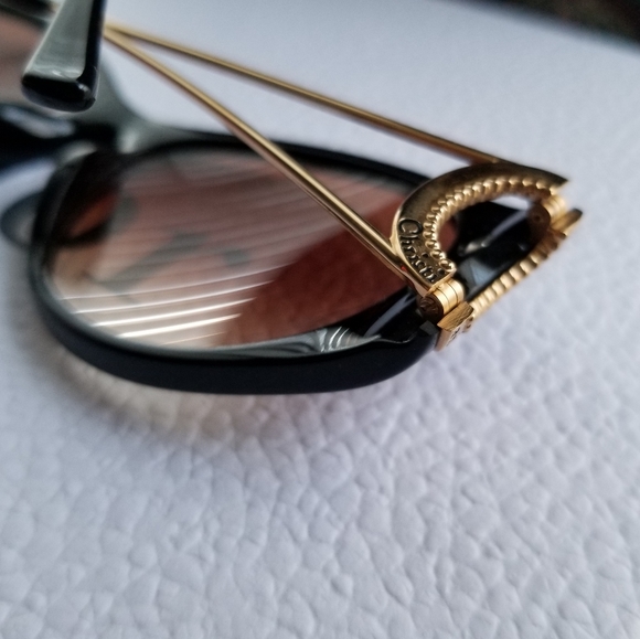 CHRISTIAN DIOR Beautiful Women Sunglasses with Gold hardware - Picture 1 of 16